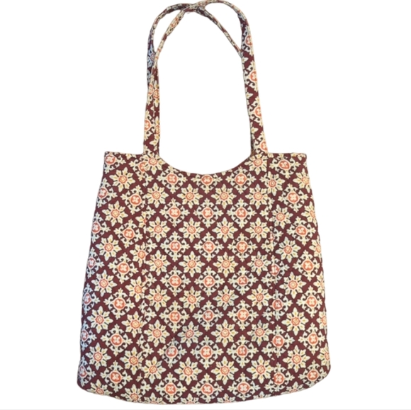 Vera Bradley Medallion Snap Closure Tote - Picture 2 of 7